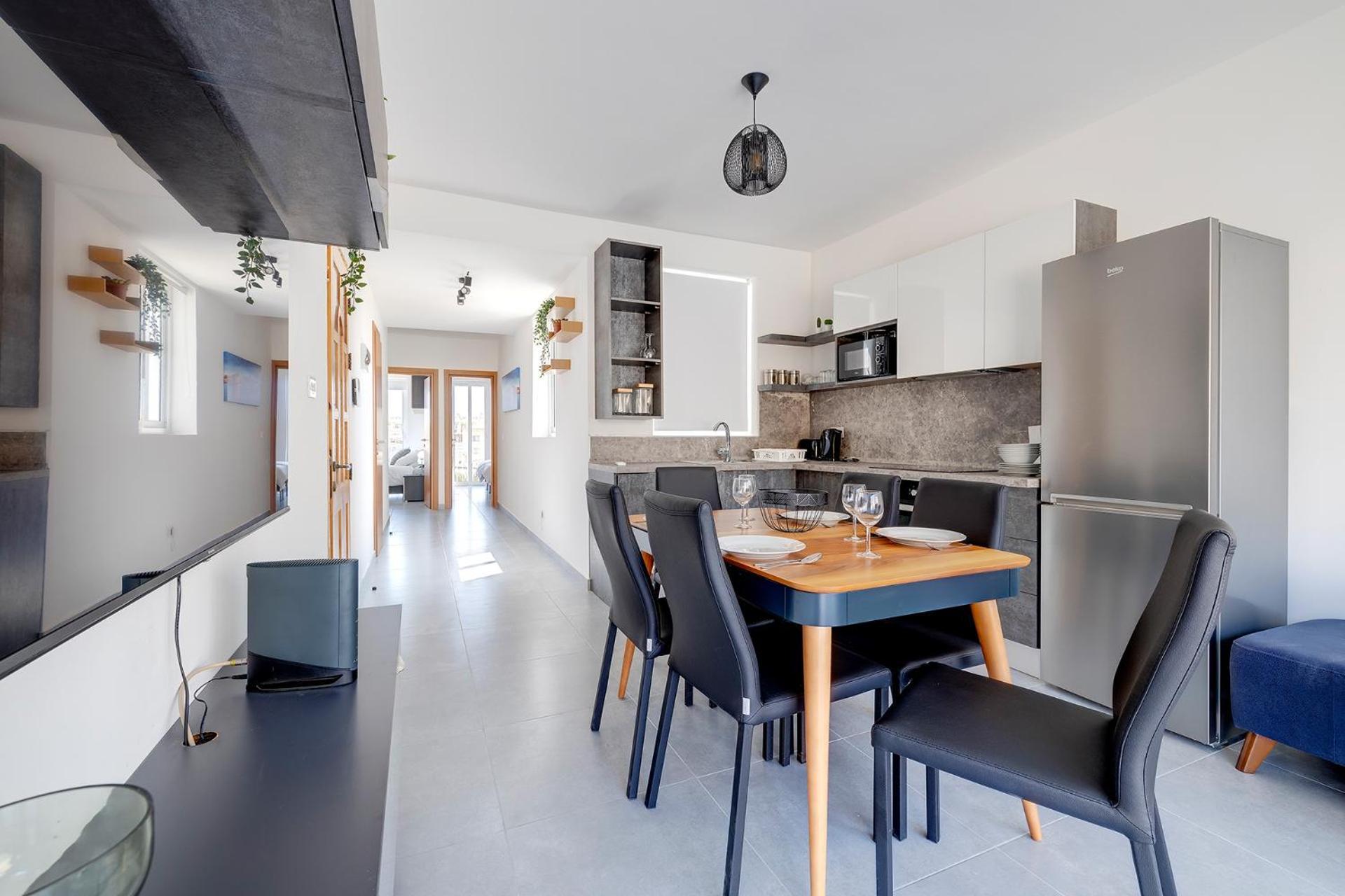 Stunning 2Br Holiday Penthouse In Central Сліма Екстер'єр фото