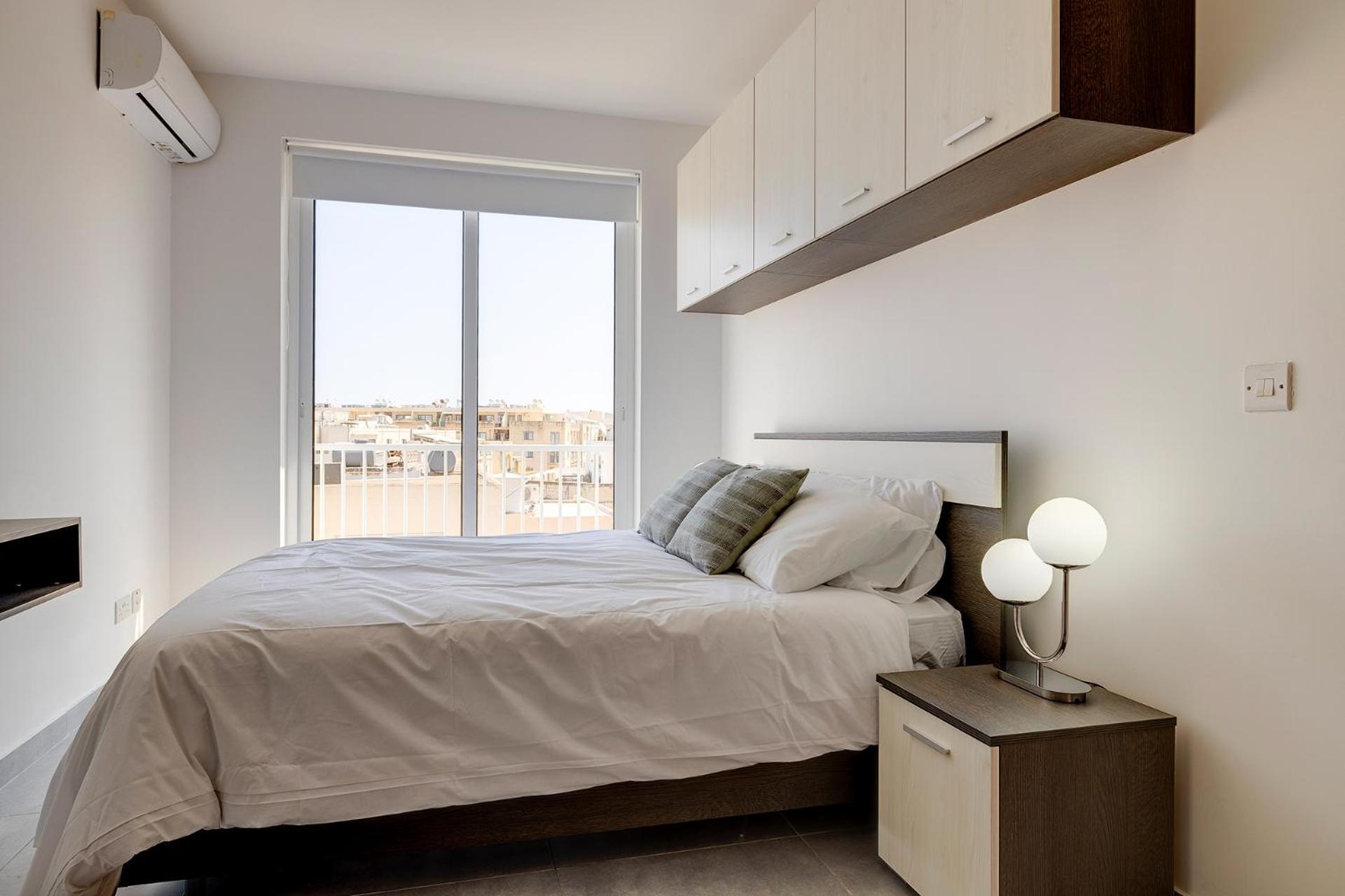 Stunning 2Br Holiday Penthouse In Central Сліма Екстер'єр фото